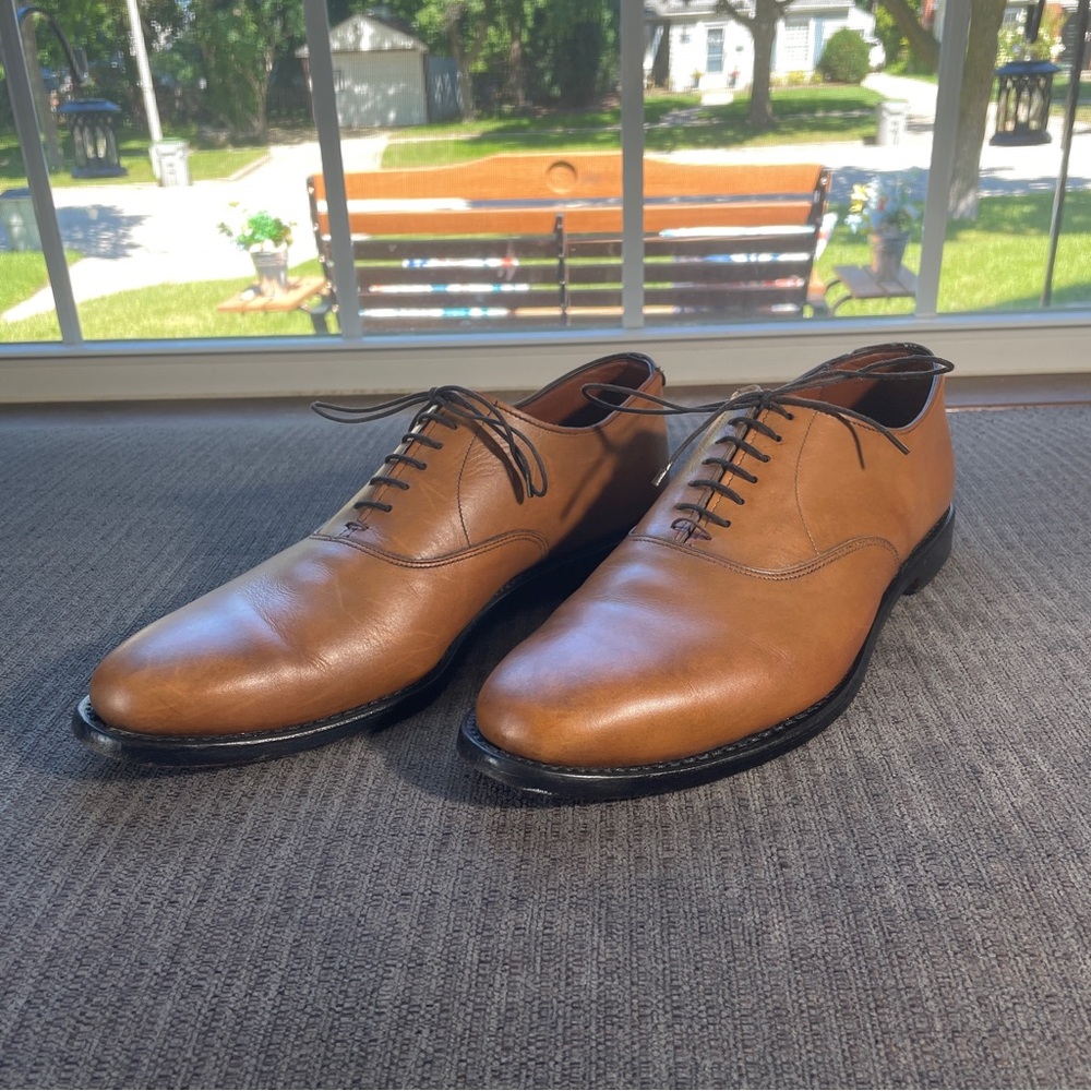 Allen Edmonds 10 D Carlyle Plain Toe Oxford Walnut